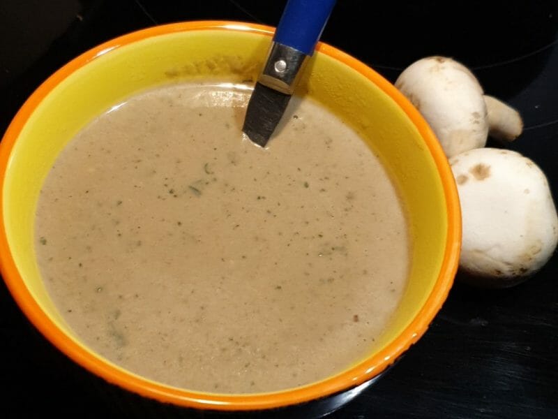 Cliquez pour zoomer ! Velouté de champignons Thermomix par Cyrnea