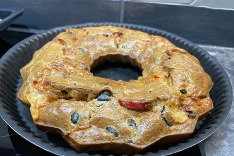 Cliquez pour zoomer ! Cake aux poivrons, fêta et olives Thermomix par sabrinette