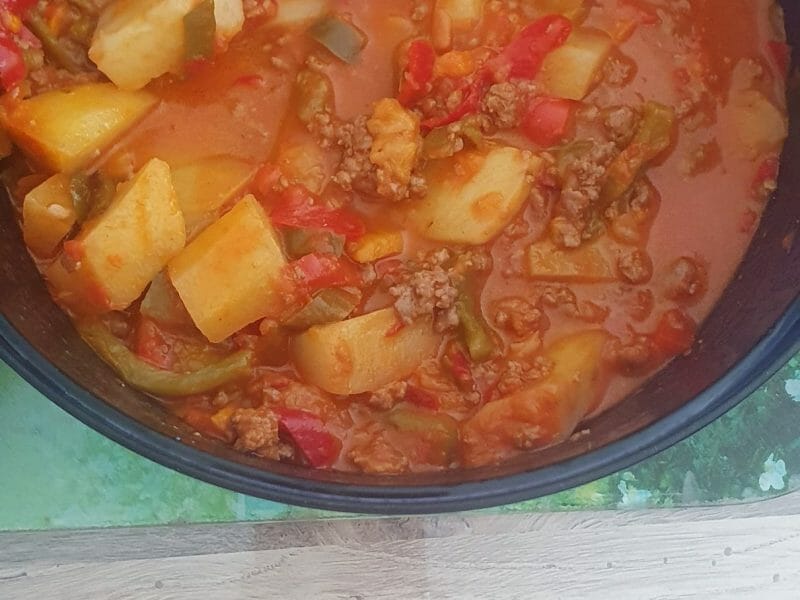 Cliquez pour zoomer ! Boeuf aux poivrons et pommes de terre Thermomix par Muri