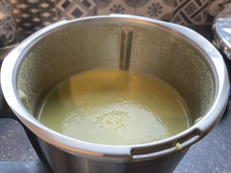 Cliquez pour zoomer ! Velouté de brocoli et feta Thermomix par jenn_7