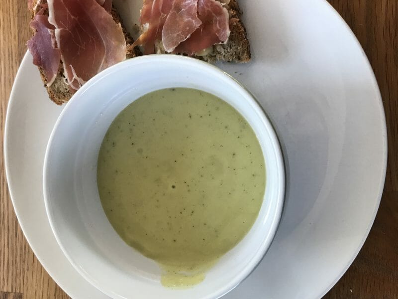 Cliquez pour zoomer ! Crème de courgettes à la fourme d’Ambert Thermomix par caroline_145