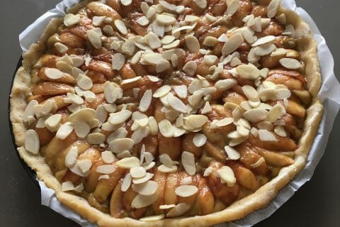 Cliquez pour zoomer ! Tarte aux pêches jaunes et pistache Thermomix par lilinepupuce