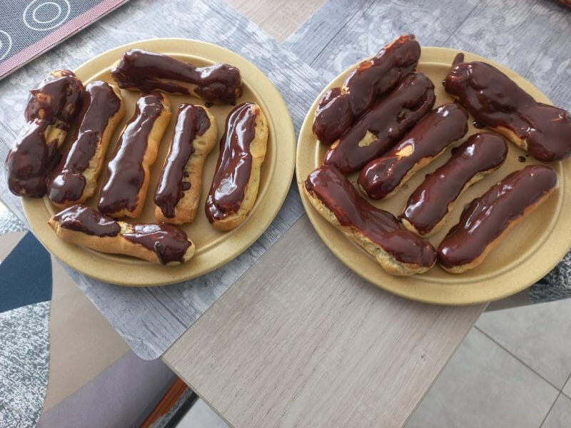 Cliquez pour zoomer ! Éclairs au chocolat Thermomix par Sandrine 85