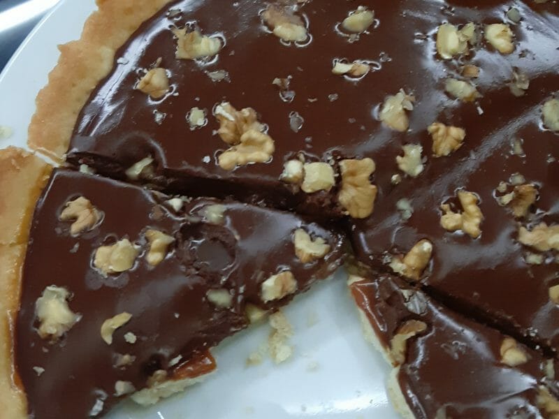 Cliquez pour zoomer ! Tarte au chocolat et cacahuètes caramélisées Thermomix par amal_6