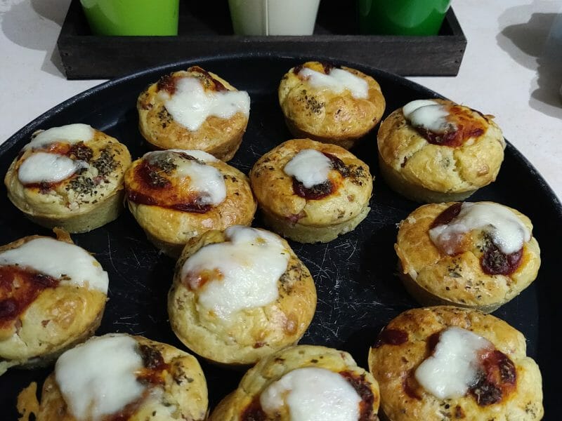 Cliquez pour zoomer ! Muffins salés façon pizza Thermomix par fannou_18