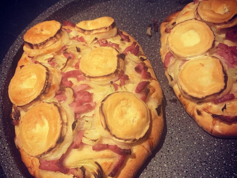 Cliquez pour zoomer ! Fougasse chèvre et lardons Thermomix par alexandra_78