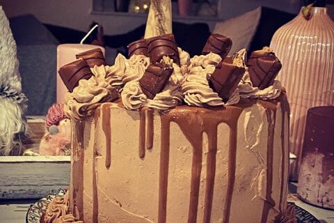 Cliquez pour zoomer ! Layer cake Kinder Bueno Thermomix par jade02