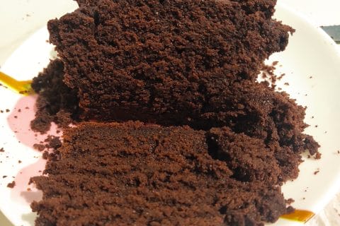 Cliquez pour zoomer ! Cake ultra moelleux au chocolat Thermomix par loumia