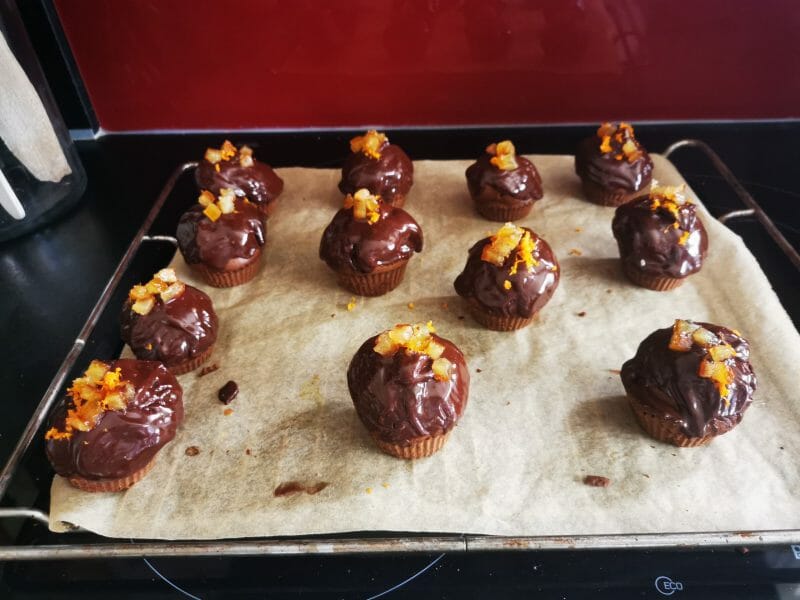 Cliquez pour zoomer ! Muffins façon Sacher Thermomix par veronique_66