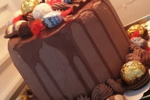 Cliquez pour zoomer ! Layer cake Kinder Bueno Thermomix par Sninette