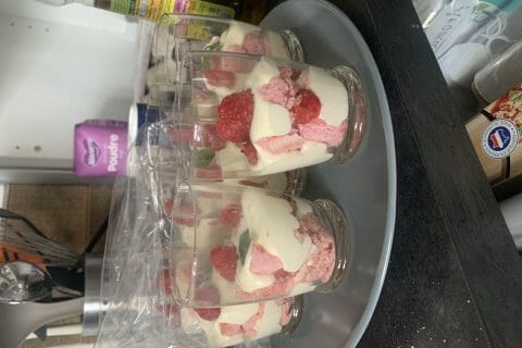 Cliquez pour zoomer ! Délices fraises et chocolat blanc Thermomix par marion_193