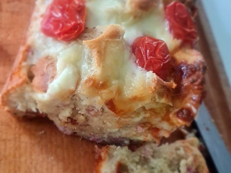 Cliquez pour zoomer ! Cake tomates mozzarella et lardons Thermomix par sindai