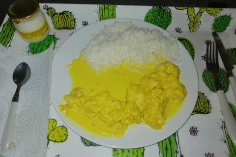 Cliquez pour zoomer ! Blancs de poulet sauce moutarde et curry Thermomix par claudia_3600