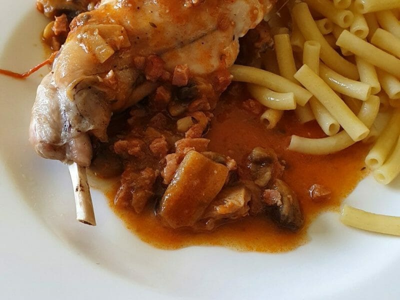 Cliquez pour zoomer ! Lapin sauce chasseur Thermomix par stephlucie1328
