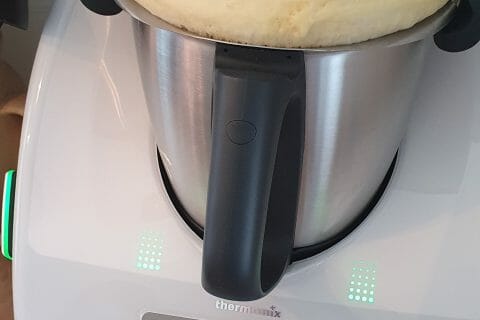 Cliquez pour zoomer ! Brioche tressée à la mie filante Thermomix par Francky