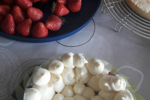 Cliquez pour zoomer ! Fraisier Thermomix par Rozalix