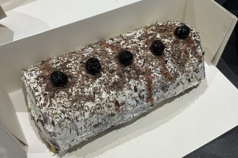 Cliquez pour zoomer ! Bûche forêt noire Thermomix par sandy_18