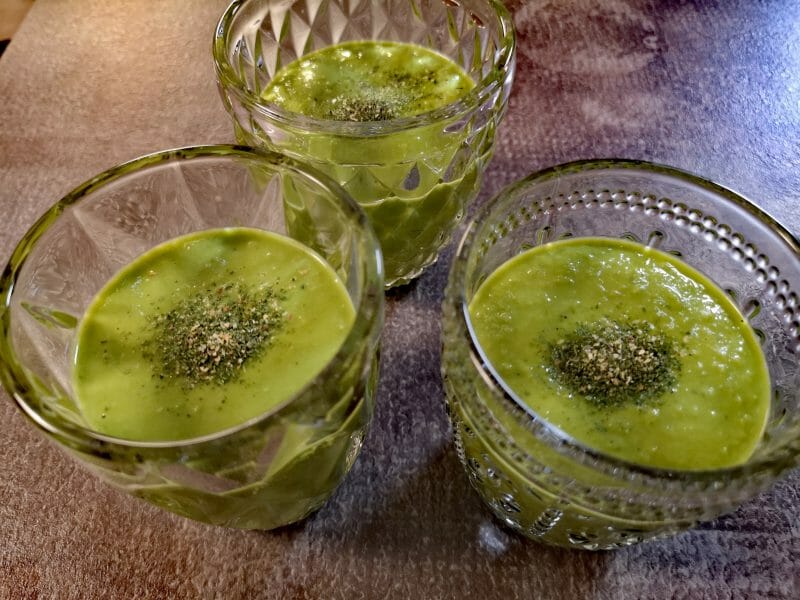 Cliquez pour zoomer ! Crème de petits pois à la mozzarella Thermomix par Jeb'sm@t