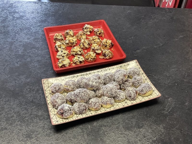 Cliquez pour zoomer ! Boules coco et confiture Thermomix par Les saveurs d’Ann’Abel