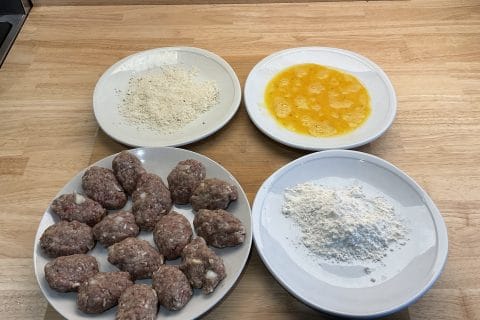 Cliquez pour zoomer ! Menchi-katsu – Boeuf haché pané Thermomix par Les saveurs d’Ann’Abel