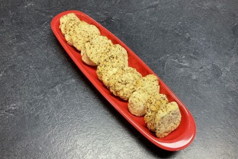 Biscuits apéritif crème et oignon au Thermomix - Cookomix