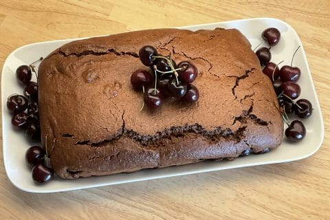Cliquez pour zoomer ! Gâteau au chocolat et aux cerises Thermomix par Les saveurs d’Ann’Abel