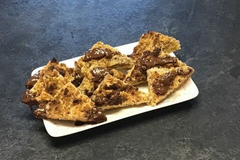 Cliquez pour zoomer ! Triangles aux noisettes Thermomix par Les saveurs d’Ann’Abel