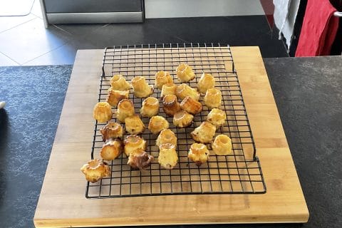 Cliquez pour zoomer ! Mini cannelés chèvre miel Thermomix par Les saveurs d’Ann’Abel