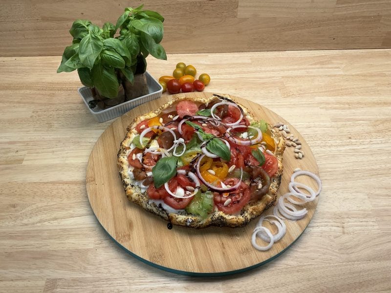 Cliquez pour zoomer ! Tarte feuilletée fromage frais et tomates Thermomix par Les saveurs d’Ann’Abel