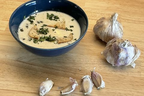Cliquez pour zoomer ! Velouté à l’ail Thermomix par Les saveurs d’Ann’Abel