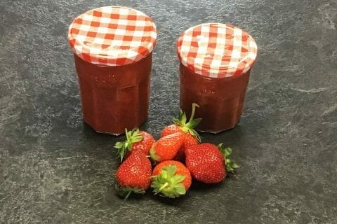 Cliquez pour zoomer ! Crufiture de fraises Thermomix par Les saveurs d’Ann’Abel
