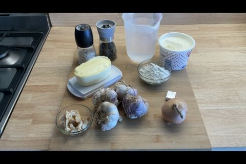 Cliquez pour zoomer ! Velouté à l’ail Thermomix par Les saveurs d’Ann’Abel