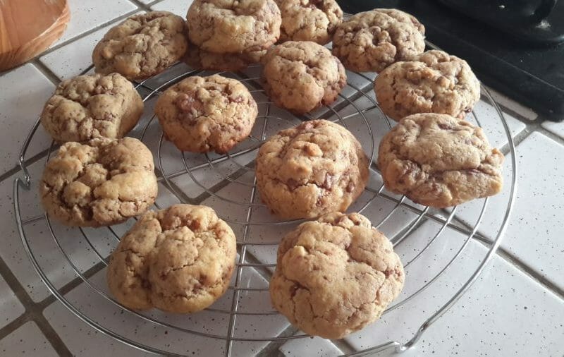 Cliquez pour zoomer ! Cookies beurre de cacahuète et pépites de chocolat Thermomix par Lilice