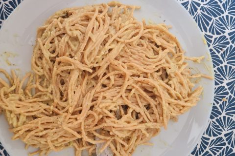 Cliquez pour zoomer ! Pâtes au pesto d’avocat Thermomix par ehyaha