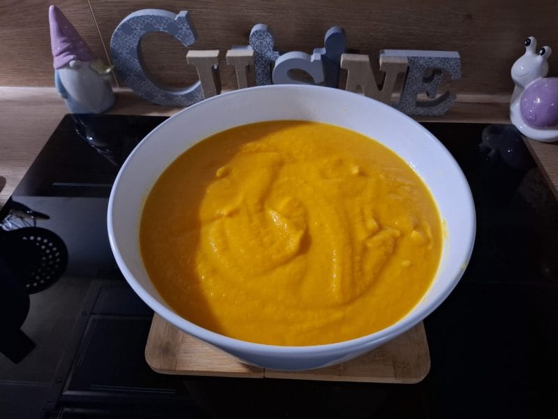 Cliquez pour zoomer ! Velouté de carottes au curry Thermomix par Petroni