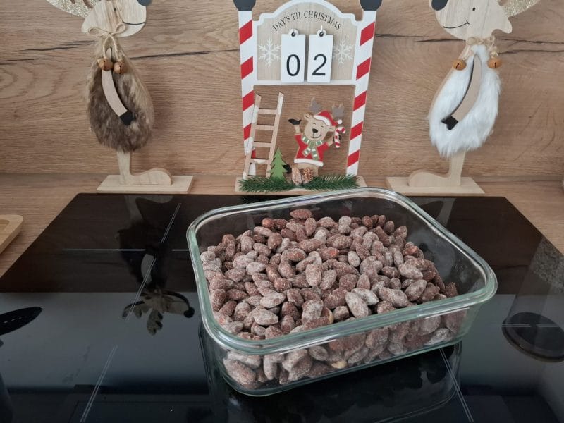 Cliquez pour zoomer ! Amandes au chocolat Thermomix par Petroni