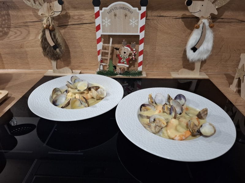 Cliquez pour zoomer ! Cabillaud aux crevettes et palourdes Thermomix par Petroni