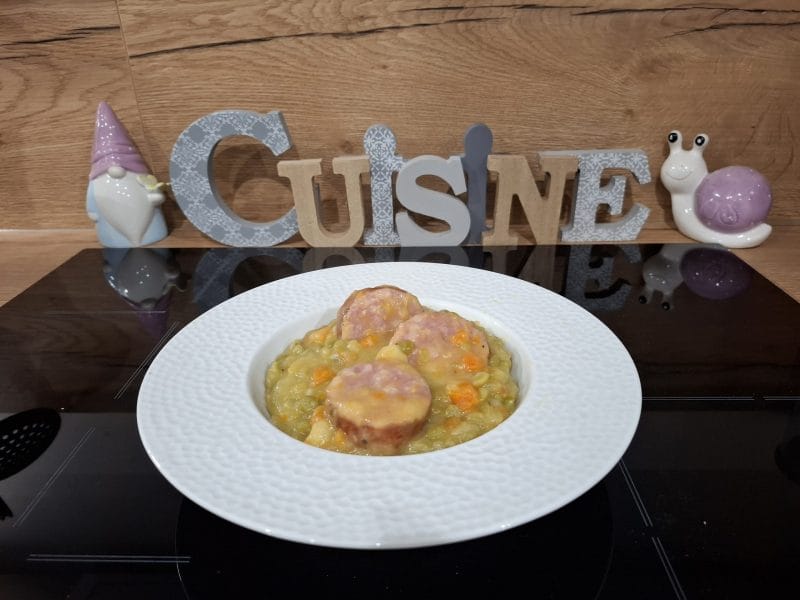 Cliquez pour zoomer ! Mitonnée de pois cassés aux saucisses Thermomix par Petroni