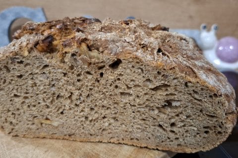 Cliquez pour zoomer ! Pain à la bière et aux noix Thermomix par Petroni