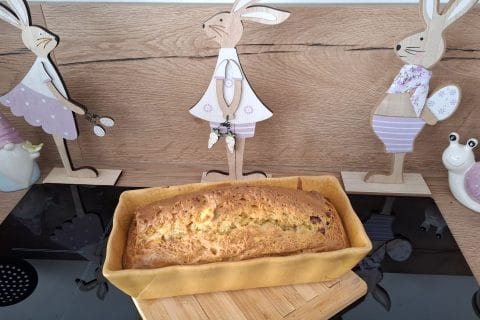 Cliquez pour zoomer ! Cake tomates séchées, olives vertes et feta Thermomix par Petroni