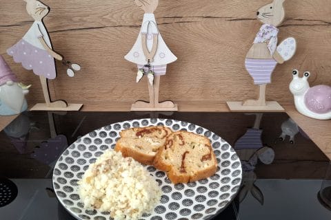 Cliquez pour zoomer ! Cake tomates séchées, olives vertes et feta Thermomix par Petroni