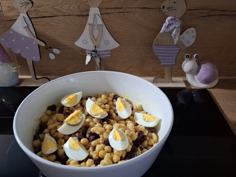 Cliquez pour zoomer ! Salade de légumineuses aux bâtonnets de crabe Thermomix par Petroni