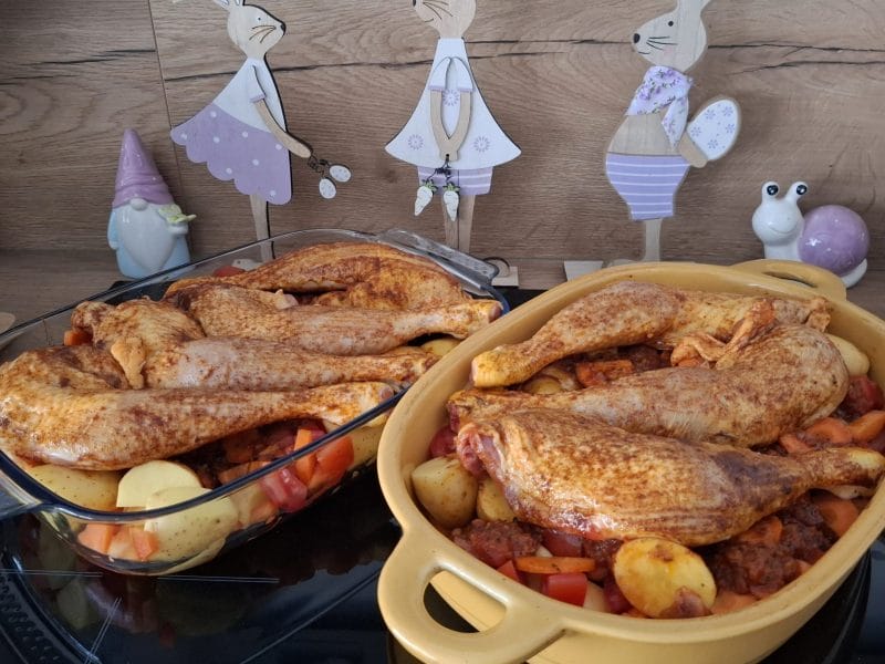 Cliquez pour zoomer ! Poulet aux pommes de terre, poivron et tomates Thermomix par Petroni