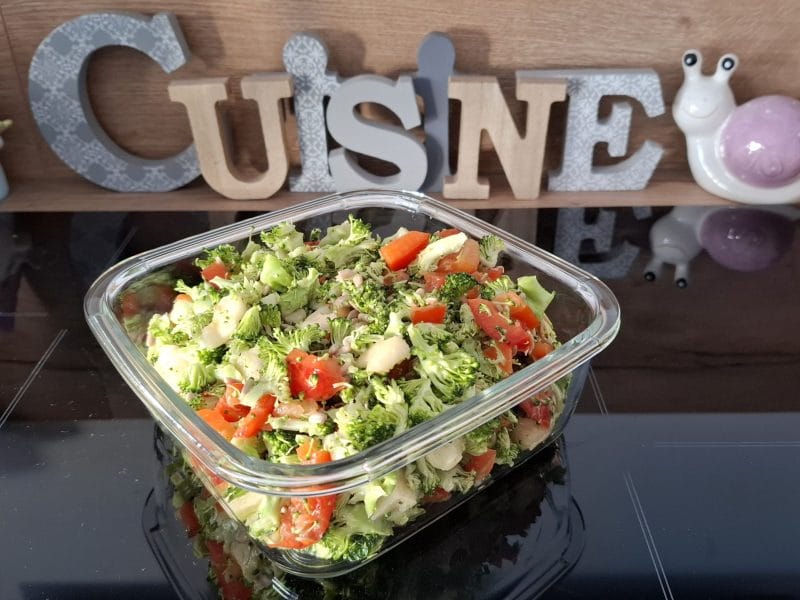 Cliquez pour zoomer ! Salade de brocolis Thermomix par Petroni