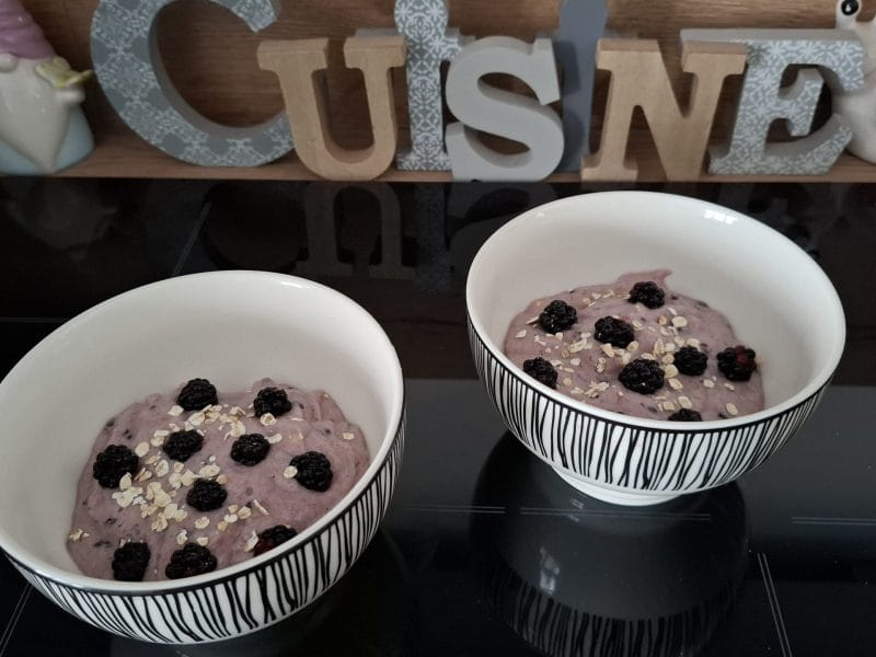 Cliquez pour zoomer ! Purée de banane aux fruits rouges Thermomix par Petroni