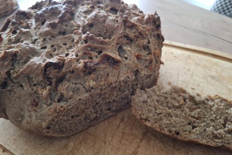 Cliquez pour zoomer ! Pain figues et noix Thermomix par Petroni