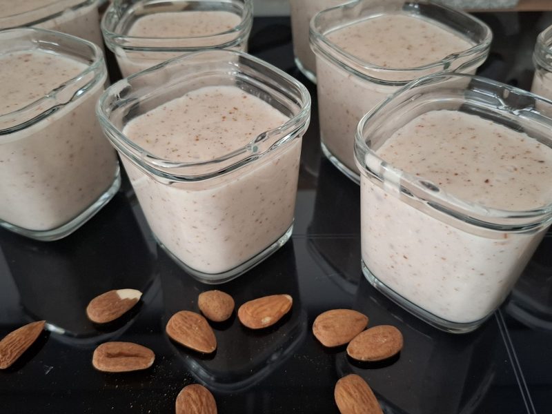 Cliquez pour zoomer ! Crème dessert aux amandes Thermomix par Petroni