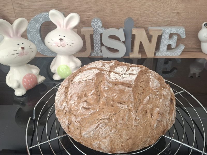 Cliquez pour zoomer ! Pain Cocotte Thermomix par Petroni