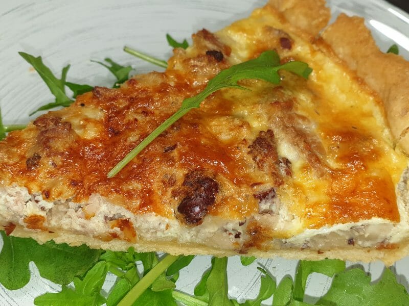 Cliquez pour zoomer ! Quiche au thon et aux noisettes Thermomix par Petroni