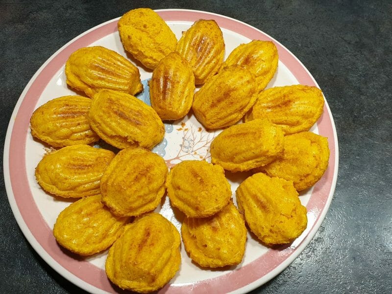 Cliquez pour zoomer ! Madeleines carottes Thermomix par Petroni